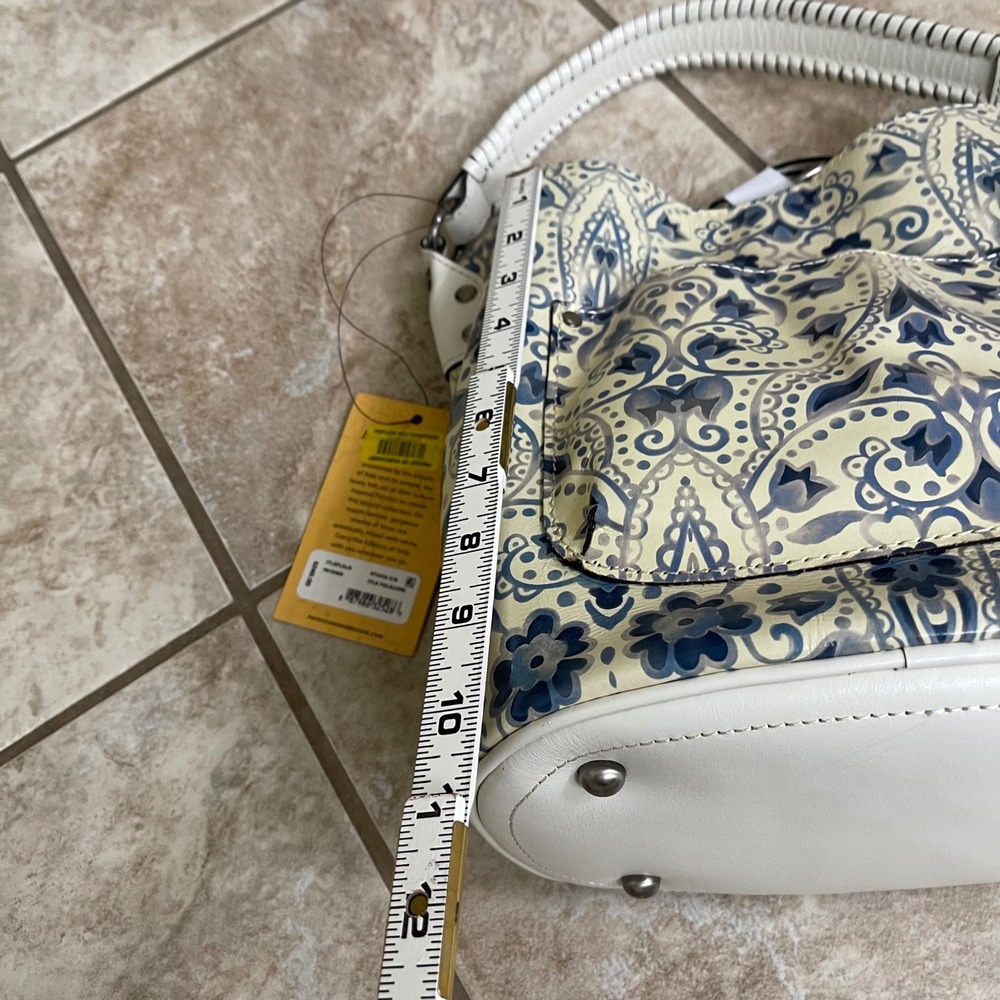 Patricia Nash Otavia Italian Folklore Leather Bucket Bag Blue White Floral NWT - Picture 7 of 14